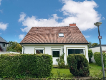 Modern trifft grün – renoviertes Einfamilienhaus mit Traumgarten!, 49086 Osnabrück, Einfamilienhaus