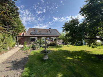 Charmantes Wohn- & Geschäftshaus mit Garten – Leben, Arbeiten, Wohlfühlen, 48455 Bad Bentheim, Zweifamilienhaus