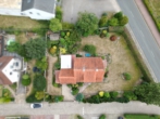 Vogelperspektive - Zweifamilienhaus mit Wintergarten, Sauna und großem Garten – Platz für Ihre Ideen