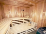 Sauna - Zweifamilienhaus mit Wintergarten, Sauna und großem Garten – Platz für Ihre Ideen