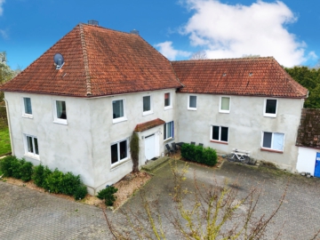 Charmantes Anwesen mit Potenzial für Familien und Anleger, 49152 Bad Essen, Einfamilienhaus