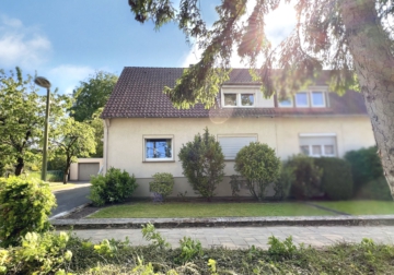 Modern wohnen, naturnah leben – renoviertes Zuhause mit Garten-Oase, 49090 Osnabrück, Doppelhaushälfte