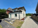 Außenansicht - Einfamilienhaus – renoviert und freigestellt!
