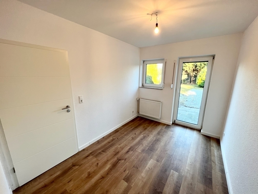 Arbeitsbereich/Garderobe/Spielzimmer