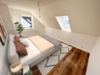 Schlafzimmer - Modern trifft grün – renoviertes Einfamilienhaus mit Traumgarten!