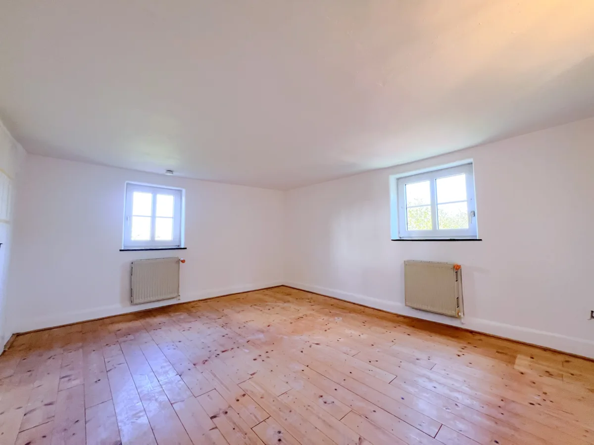 Schlafzimmer - (aktueller Zustand)