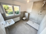 Badezimmer - Modernisiertes Einfamilienhaus mit großzügigem Garten in Osnabrück!