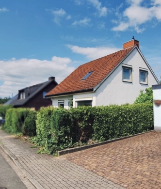 Modernisiertes Einfamilienhaus mit großzügigem Garten in Osnabrück!, 49086 Osnabrück, Einfamilienhaus