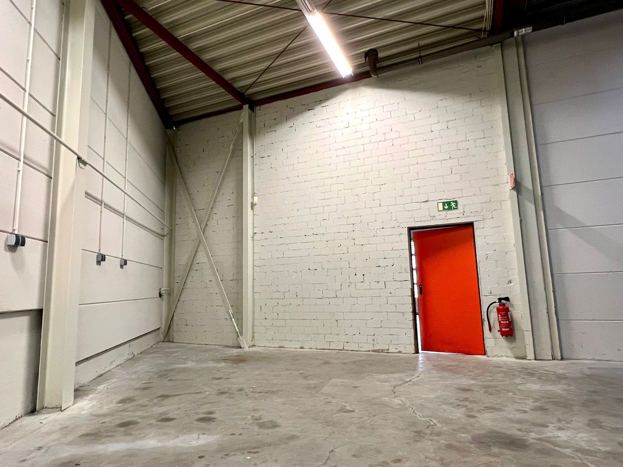 Hallenbereich hinten