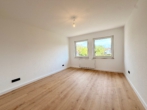 Schlafzimmer - Lichtdurchflutete 3-Zimmer Gartenwohnung
