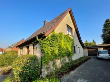Gepflegtes Haus inkl. Baugrundstück in gefragter Lage von Osnabrück!, 49086 Osnabrück, Einfamilienhaus
