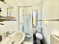 Badezimmer EG rechts
