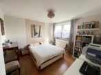 Schlafzimmer1 - 3-Zimmer-Wohntraum mit Südwest-Balkon & modernem Bad