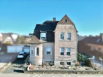 Frontansicht - Einzigartiges Familienhaus mit Charakter, Kamin und Gartenidylle